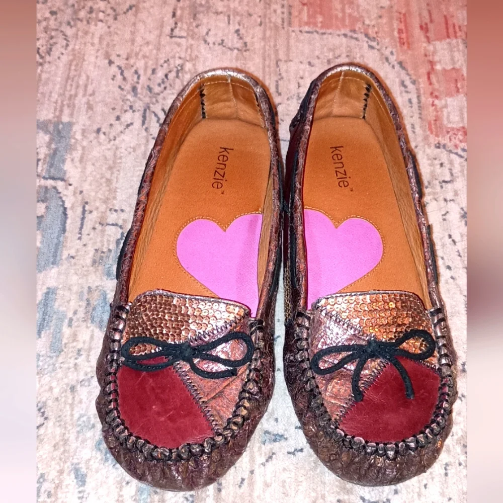 Kenzie Devia snake Print patch Print Slip On Loafers Size 8.5